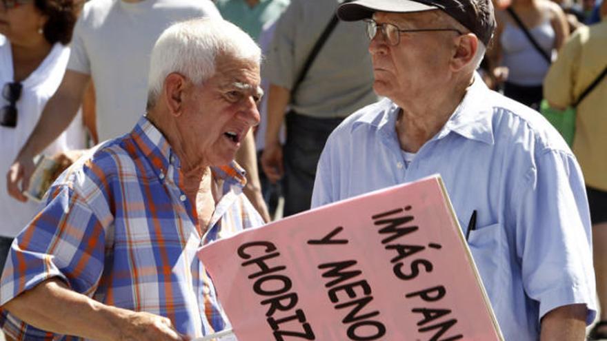 Madrid Un centenar de jubilats es concentren per reclamar pensions dignes