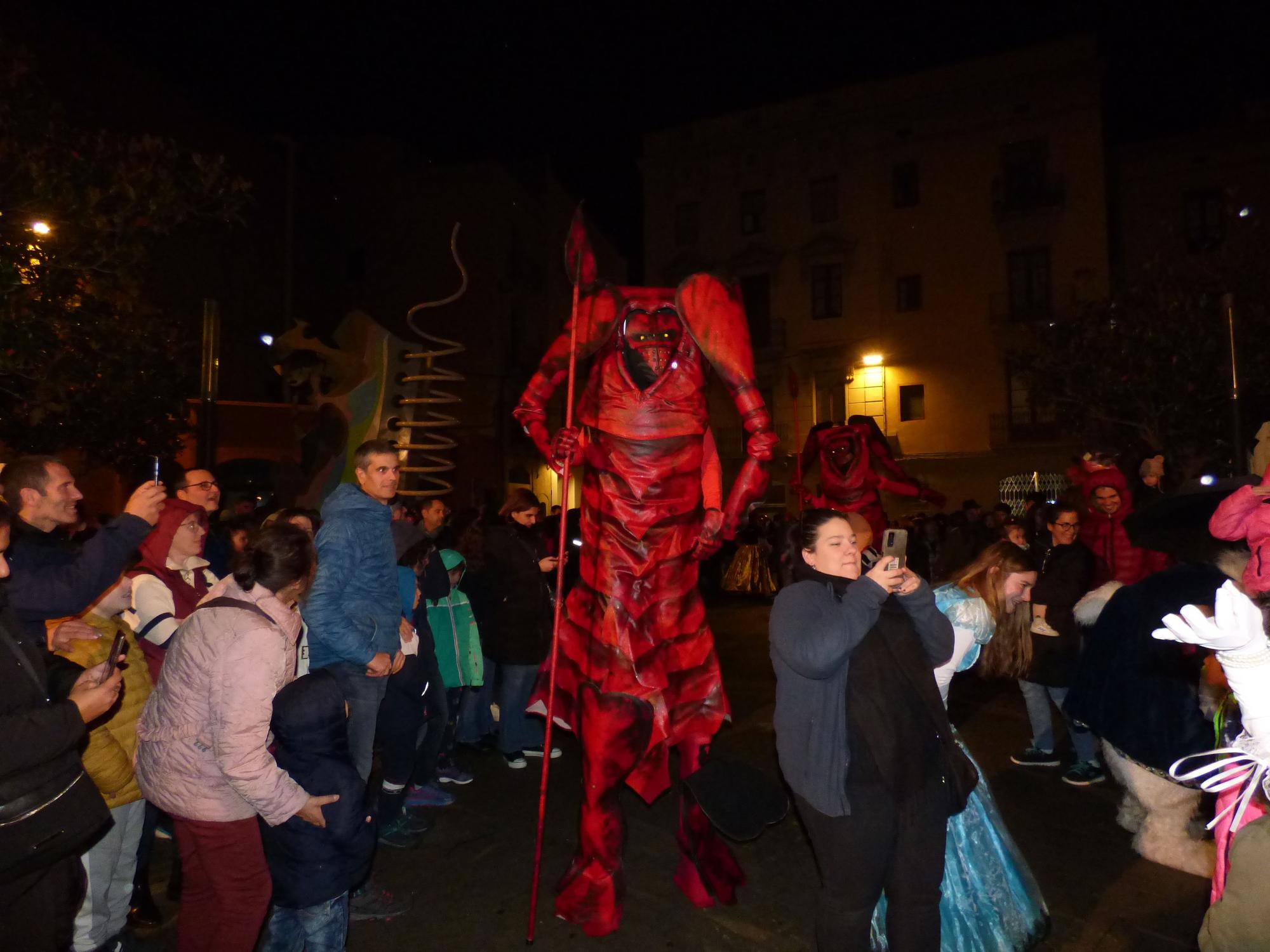 Els personatges d''Alícia al país de les meravelles' es deixen veure a Figueres