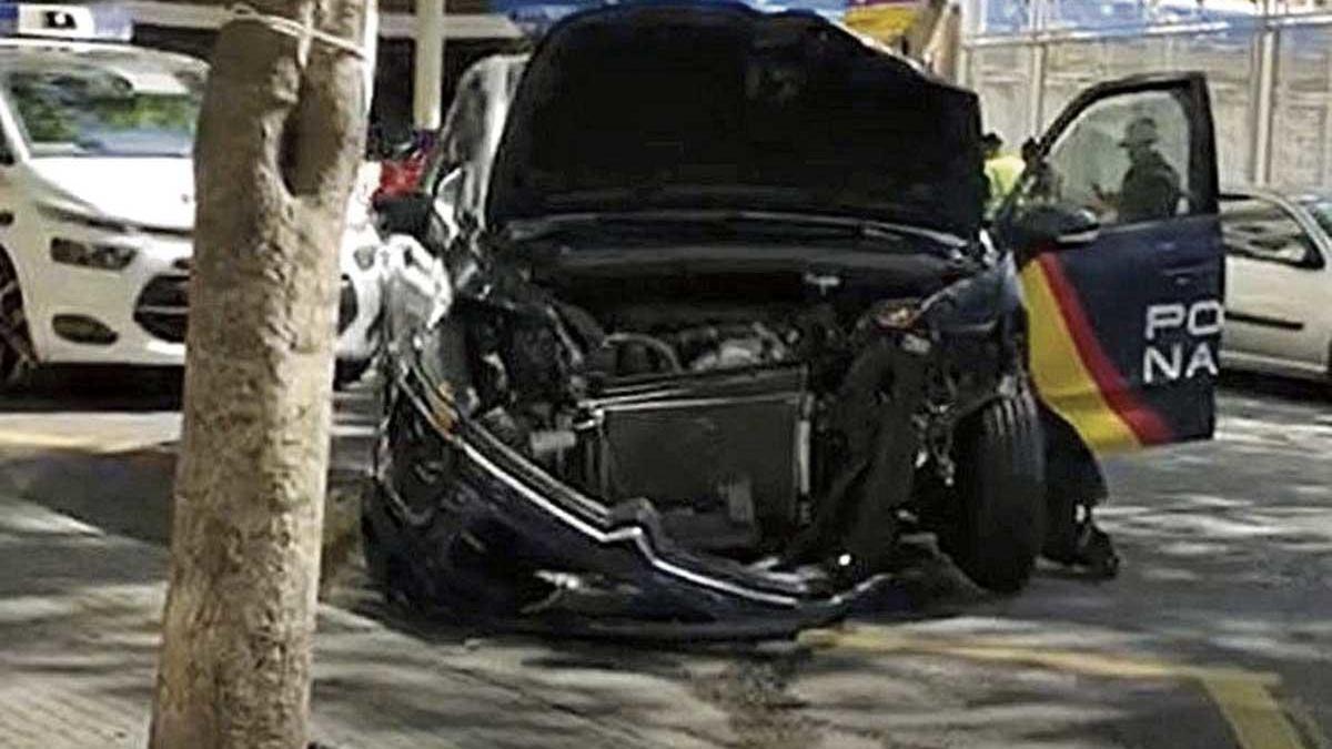 Accidente de un coche patrulla