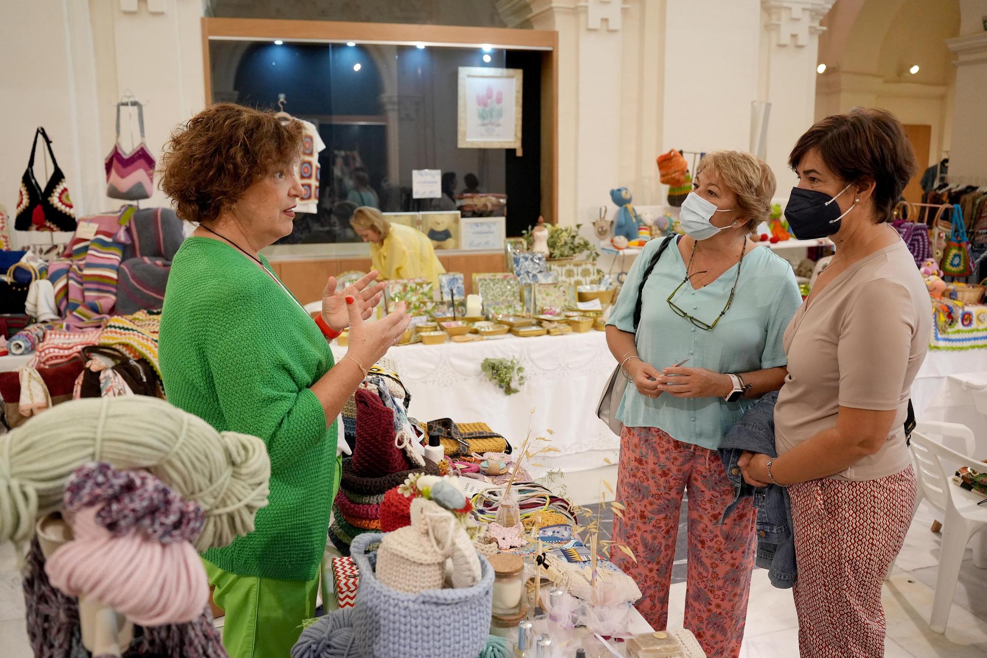 Inauguración del Mercadillo Solidario "por el Alzheimer"