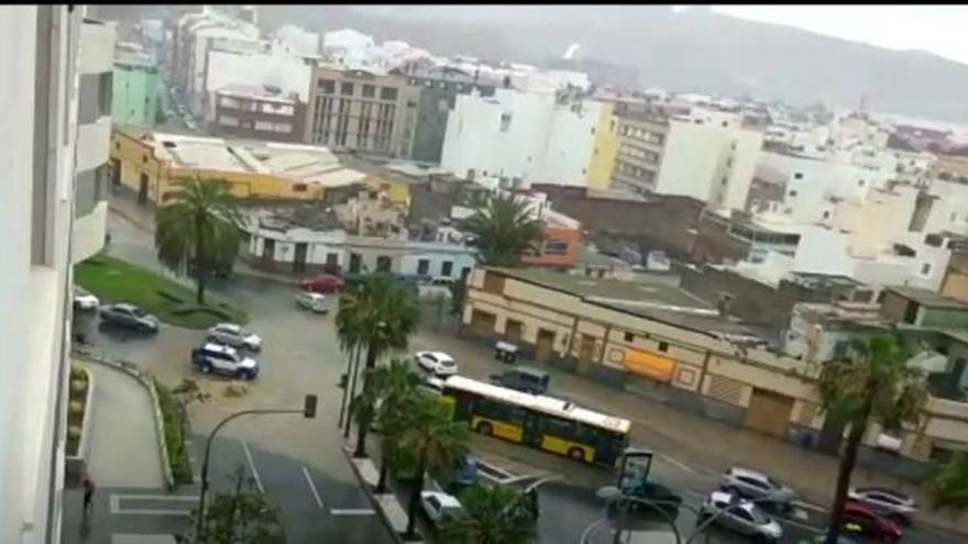 Lluvia en Las Palmas de Gran Canaria (29/04/2017)