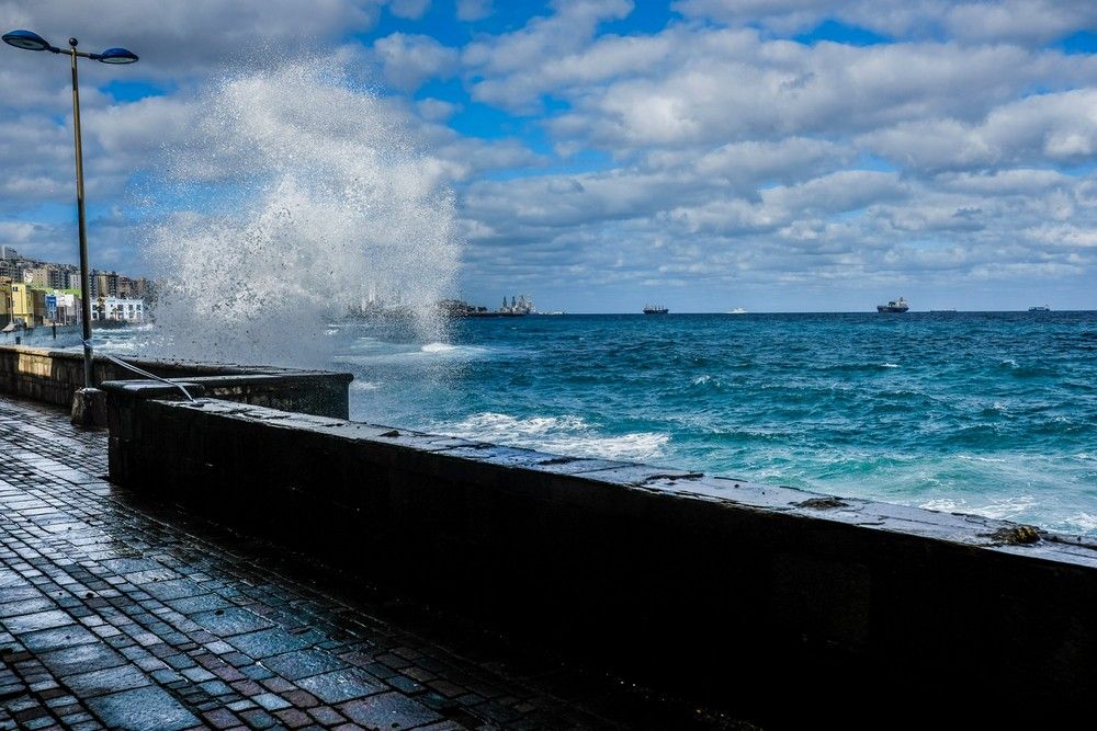 Oleaje en Las Canteras