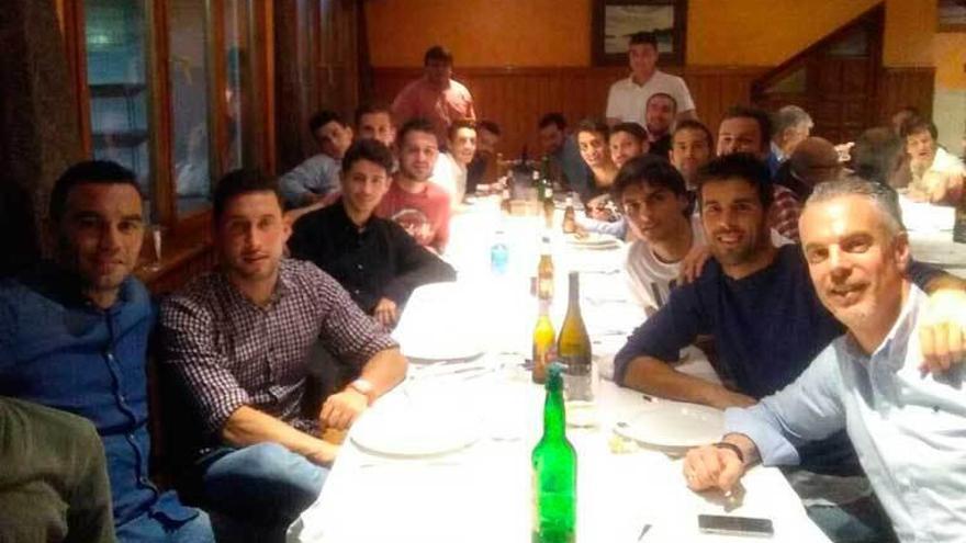 Los jugadores del Marino, en la cena de Navidad.