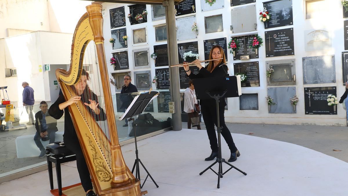 Recital musical en el cementerio de San Rafael