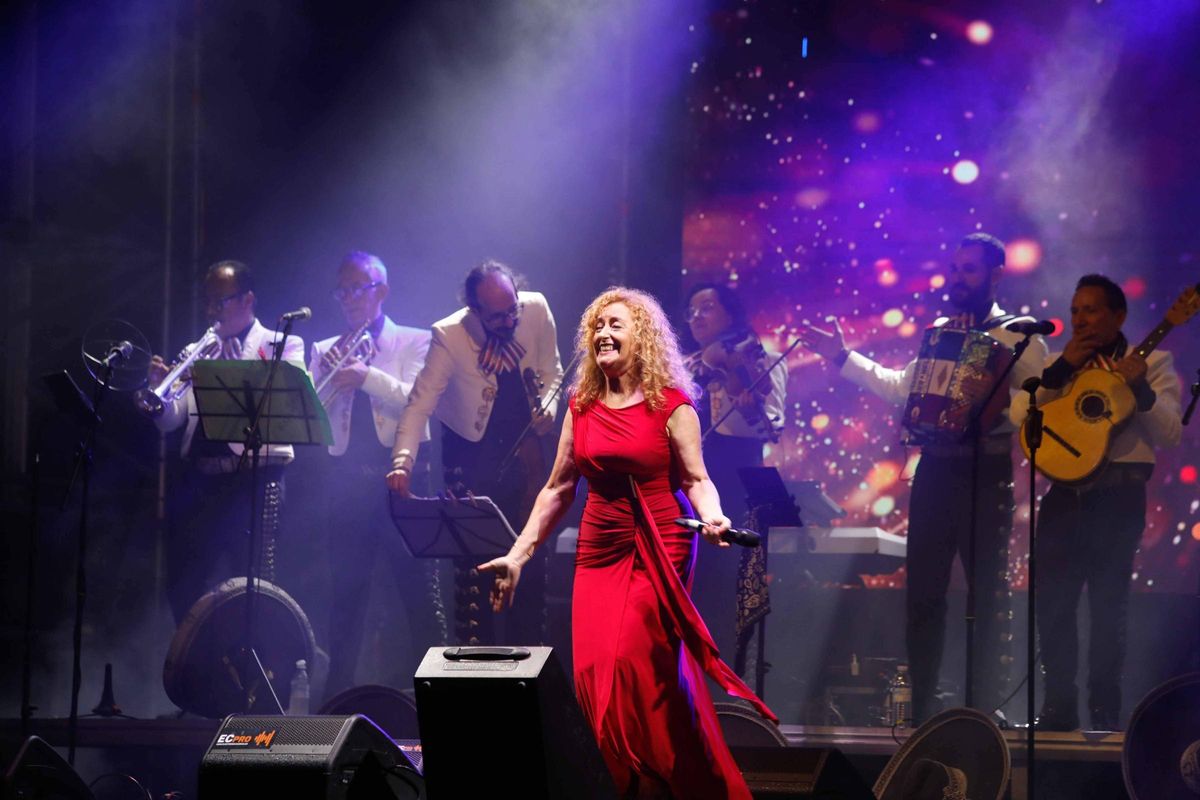 Mina Longo, durante un concierto.