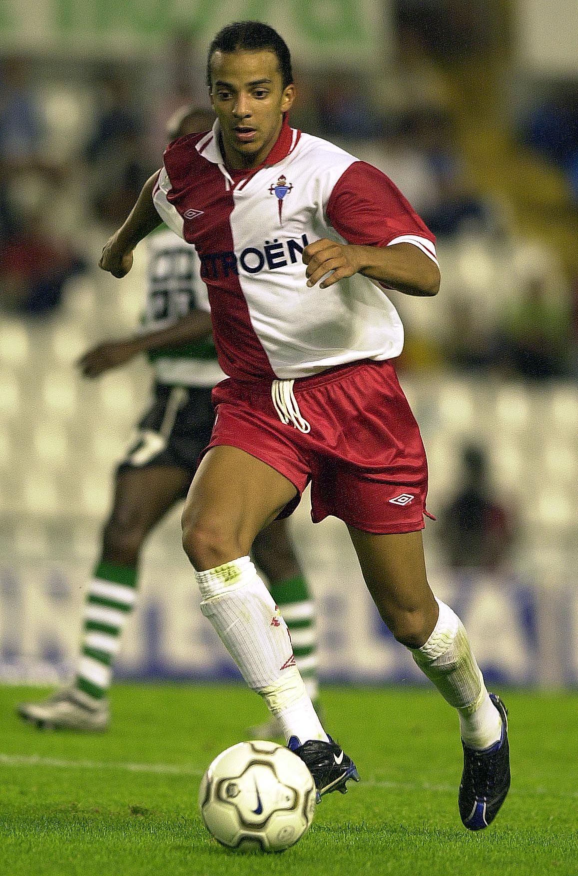 LUCCIN 22-8-01 Ricardo Grobas En su debut con el Celta durante el Trofeo Ciudad de Vigo ante el Sporting de Lisboa.jpg