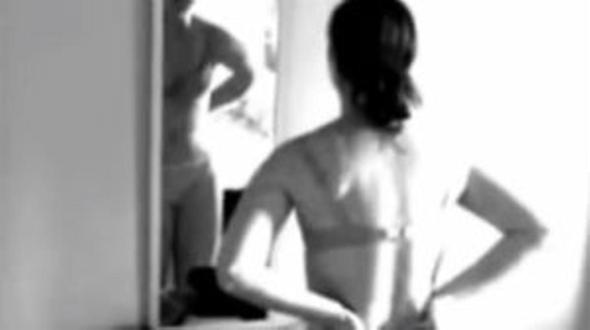 La Generalitat busca vías legales para frenar la apología de la anorexia