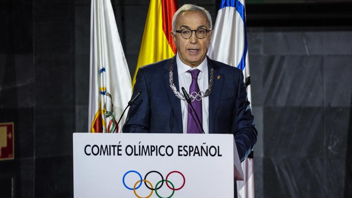 Archivo - El presidente del Comité Olímpico Español (COE), Alejandro Blanco, en la sede de dicho organismo en Madrid.