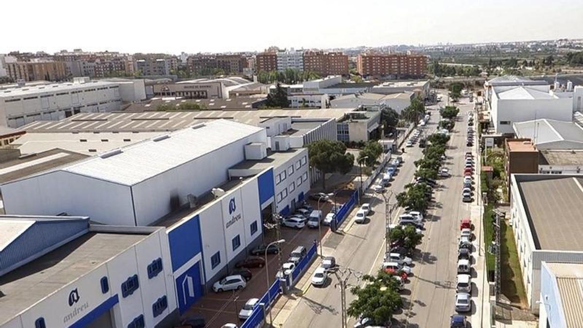 Vista aérea de parte del polígono industrial Fuente del Jarro, en Paterna