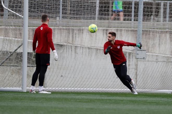 Jokin Ezkieta, portero prometedor, es el suplente actual de Unai Simón en el Athletic