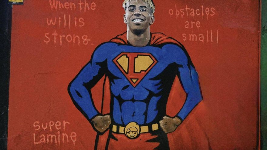 Vandalizan el mural en Barcelona que caracterizaba a Lamine Yamal como Superman