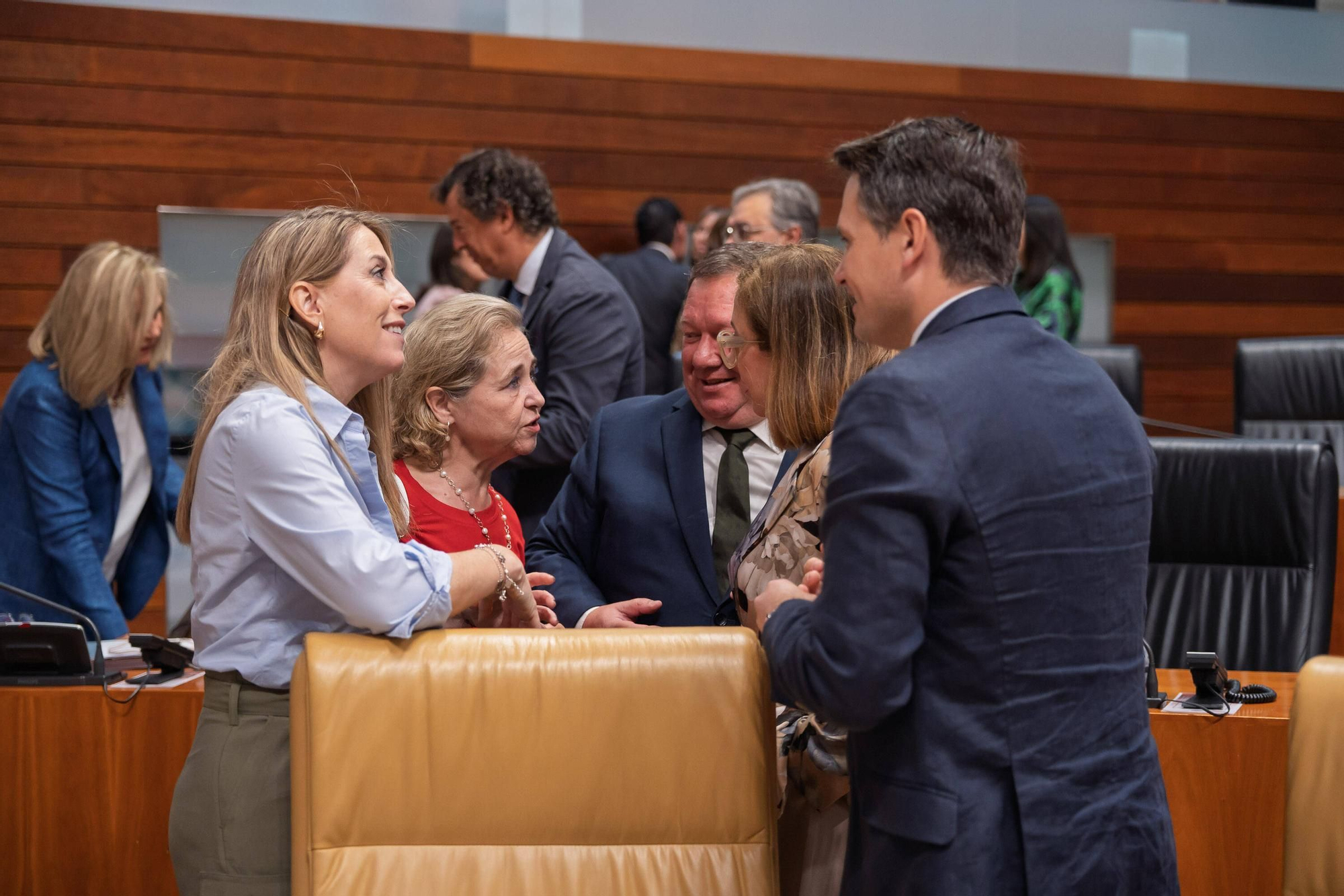 Fotogalería | Las imágenes del pleno en la Asamblea de Extremadura