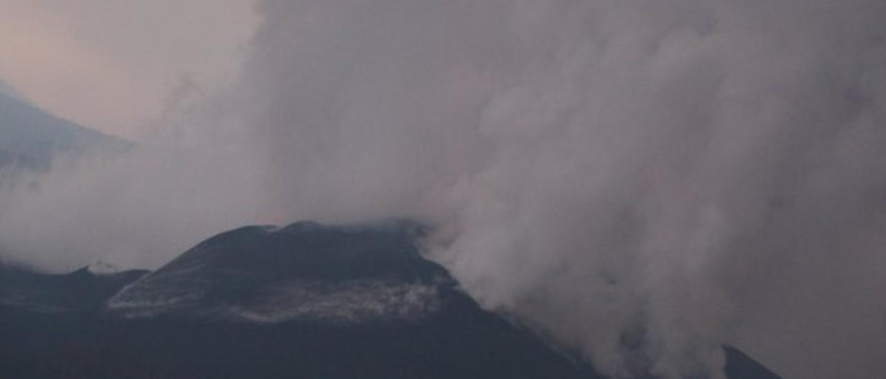 El volcán de La Palma desde El Paso