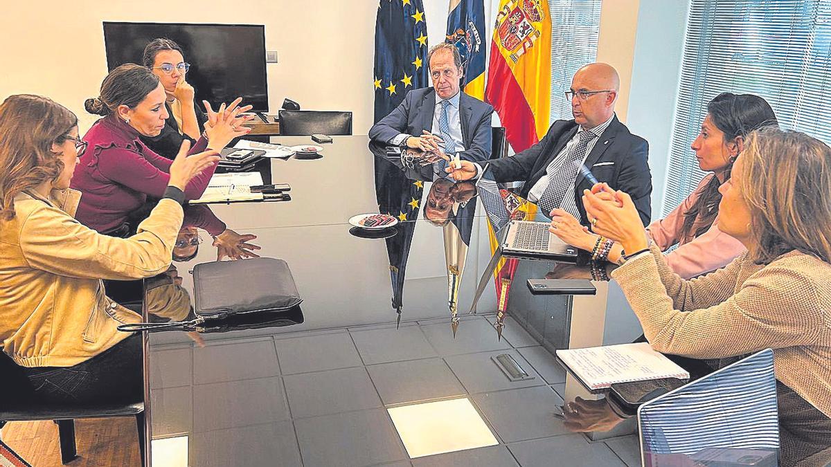 Canarias se posiciona de cara a la futura estrategia turística europea