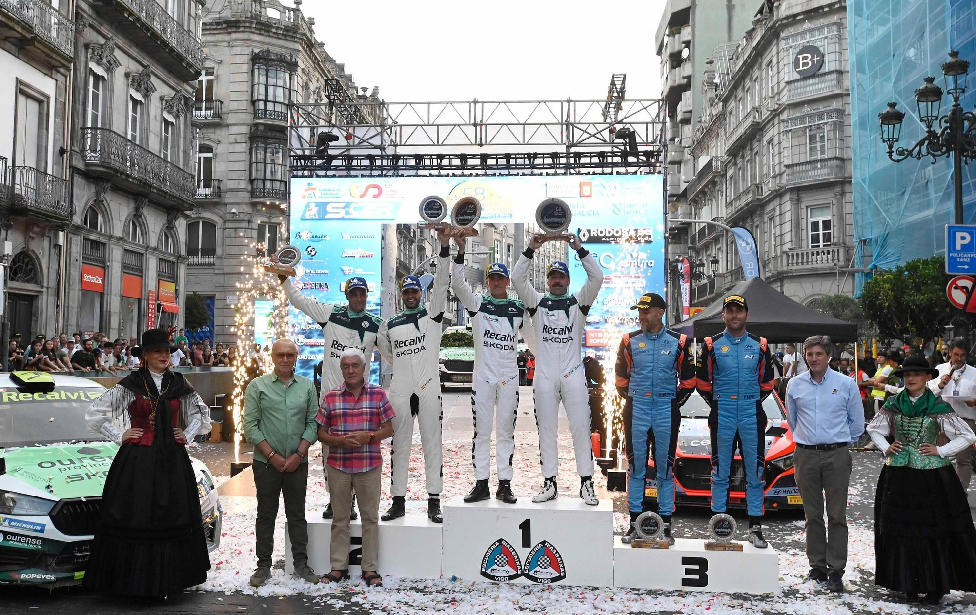 Las imágenes del último tramo del Rallye Rías Baixas