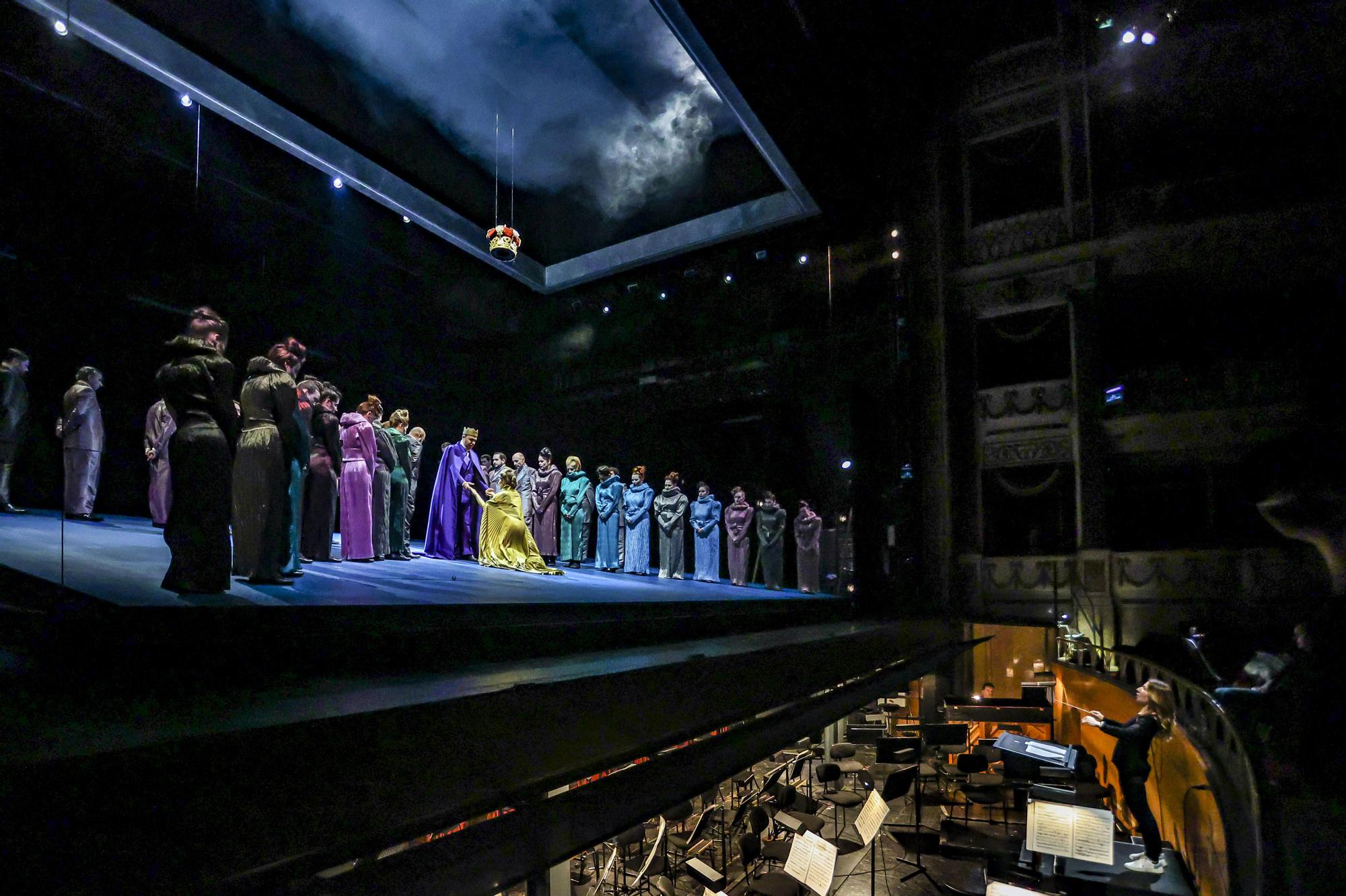 La Ópera de Oviedo prepara "Hamlet": así fue el ensayo ante piano