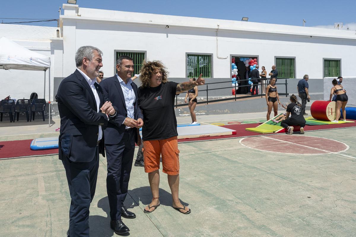 Fernando Clavijo asiste a la presentación del Programa 'Arrecife +que Barrios', promovido por Rosana