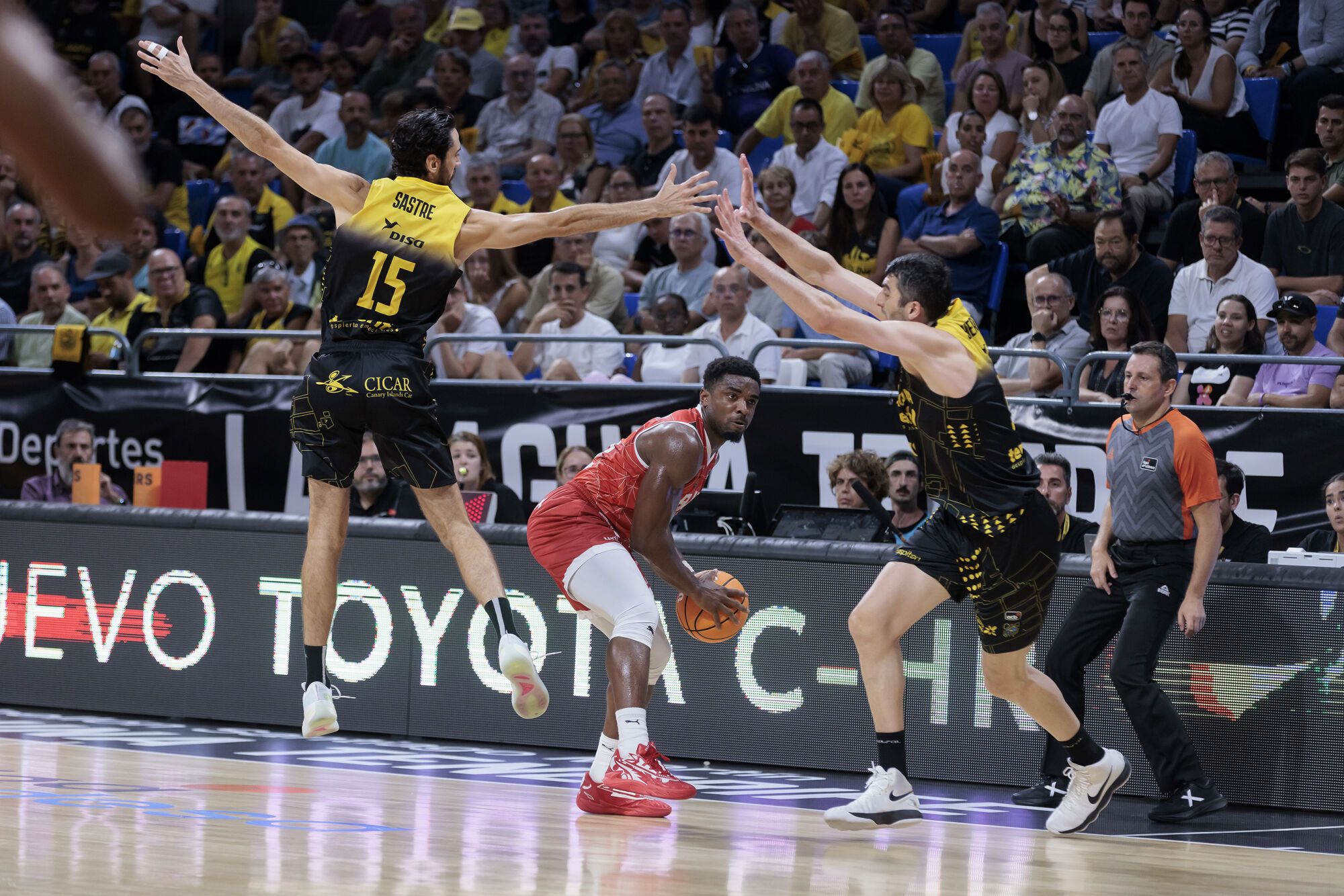 Les imatges de La Laguna Tenerife - Baxi Manresa