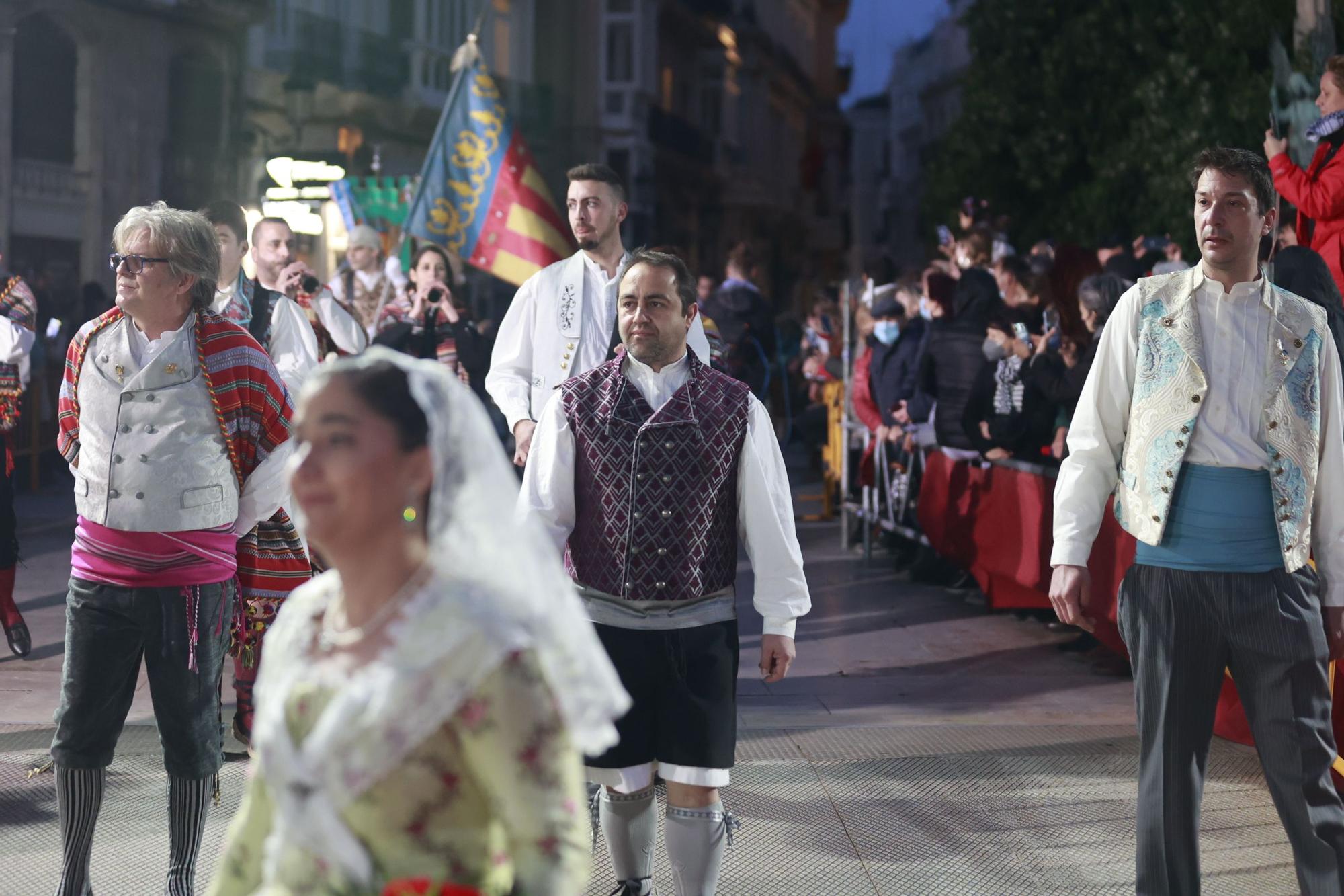 Búscate en el segundo día de ofrenda por la calle Quart (entre las 19:00 a las 20:00 horas)