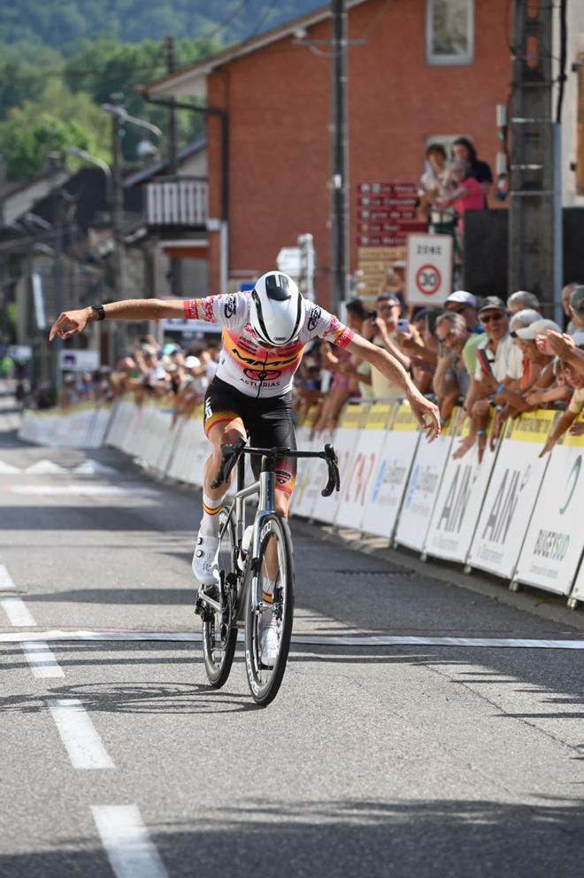 EN IMÁGENES: Así fue la victoria de Benjamín Noval en la primera etapa del Tour Valromey