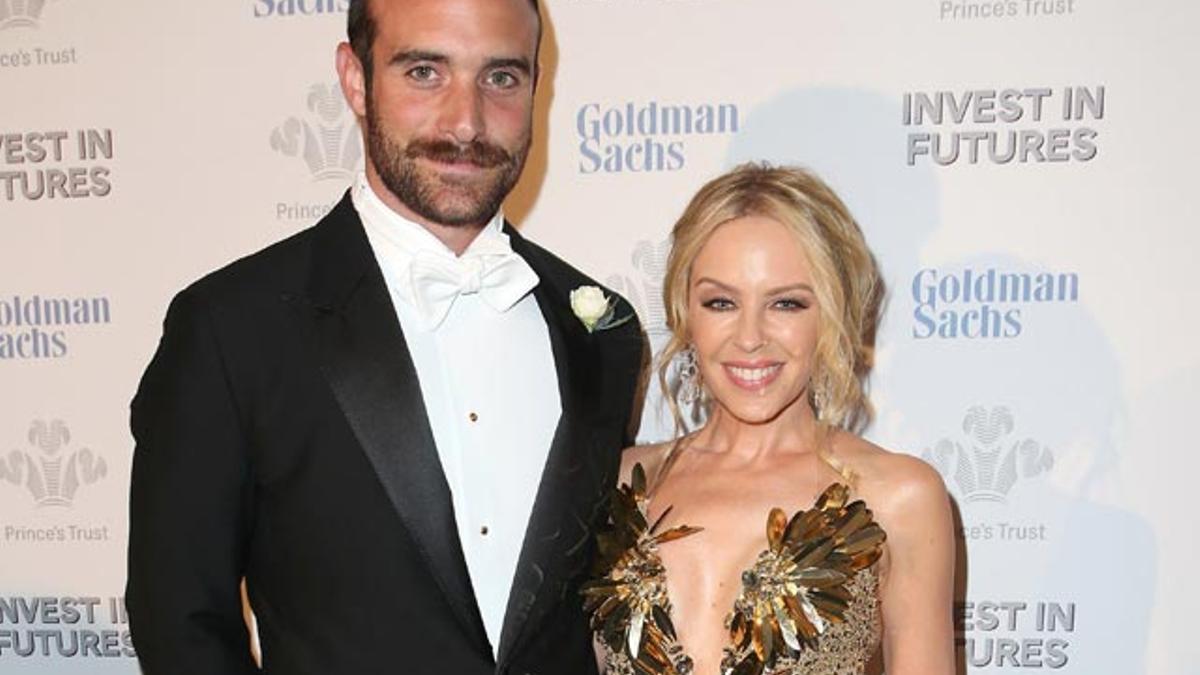 La no boda griega de Kylie Minogue y Joshua Sasse.