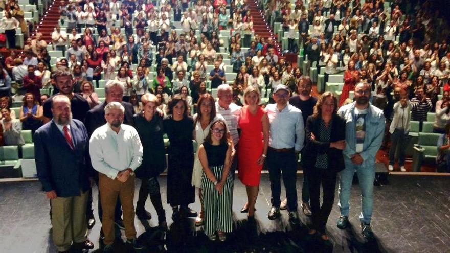 Los conferenciantes expertos en el ámbito de la educación hablan para FARO