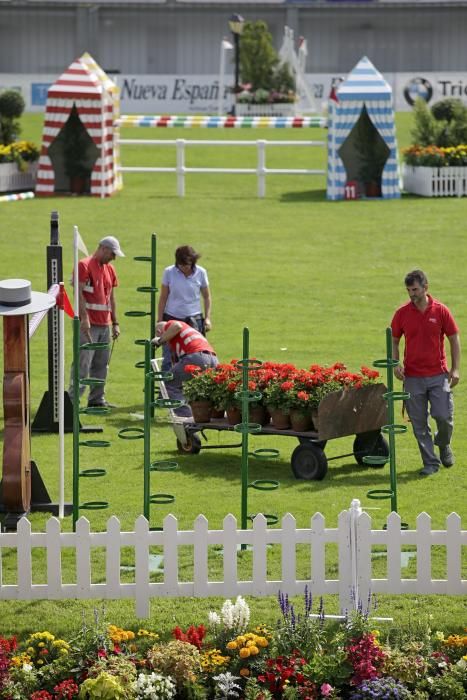 Preparativos del Concurso de Saltos Internacional