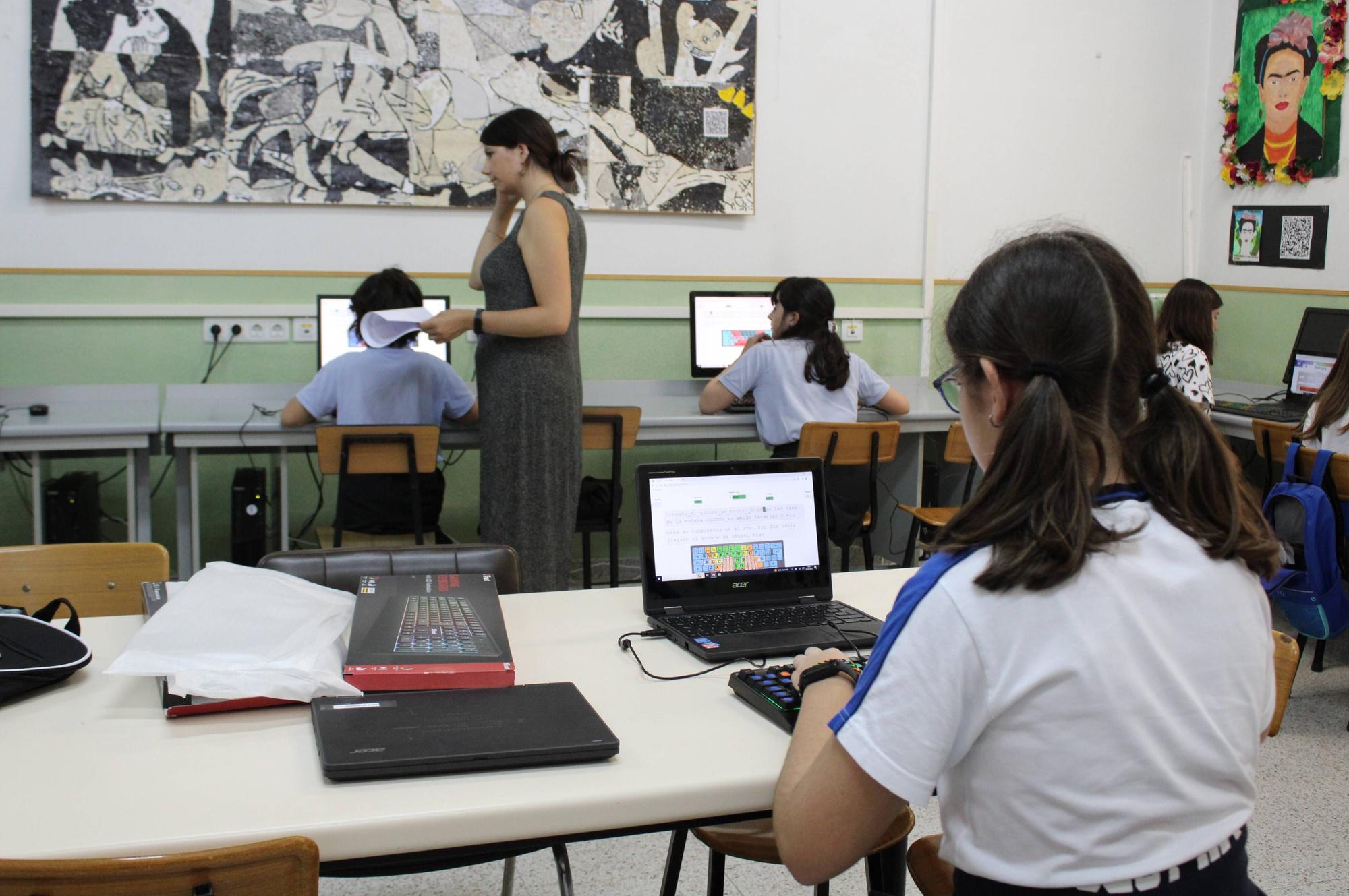 El torneo de escritura digital del colegio San Vicente de Gijón, en imágenes