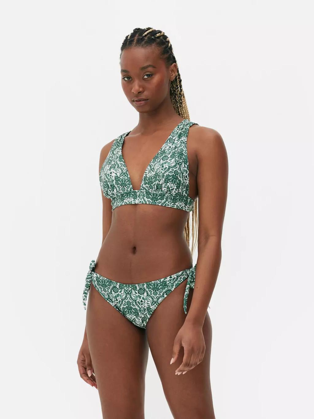 Bikini con motivos florales de Primark