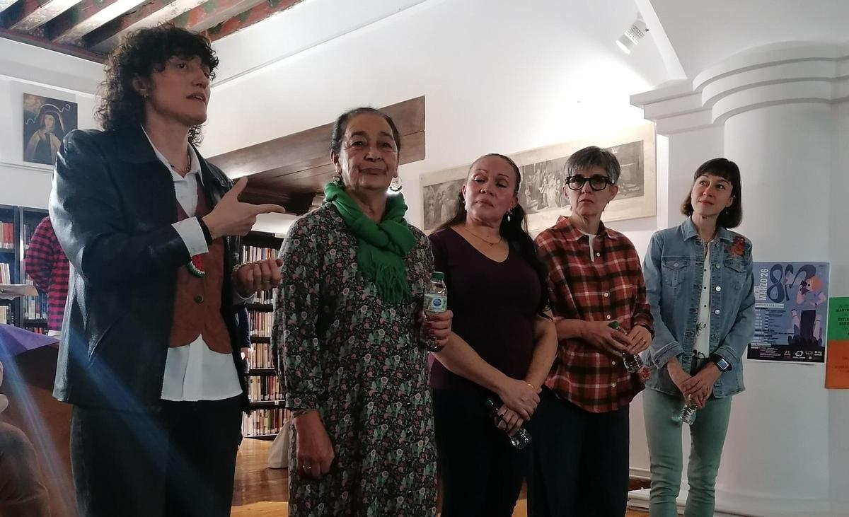GALERÍA | Toro conmemora el Día de la Mujer con "Bibliotecas Humanas"