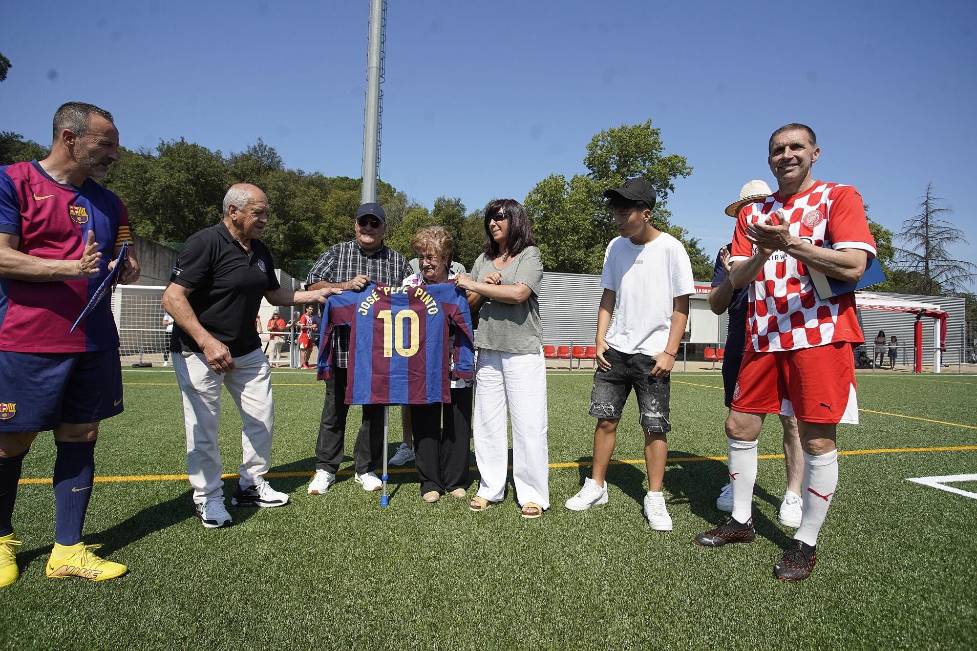GIRONA. Torres de Palau Girona FC Legends-Agrupació Jugadors FCB, en homenatge a Pepe Pinto