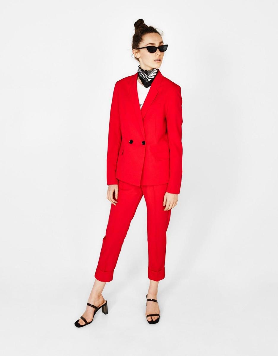 Blazer roja de Bershka