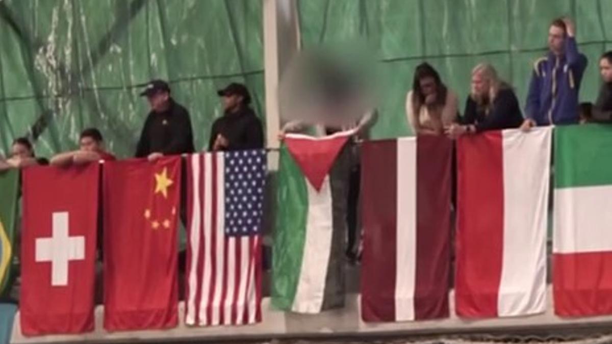 Activistas han sustituido la bandera de Israel por la de Palestina en la Copa Mundial de Esgrima