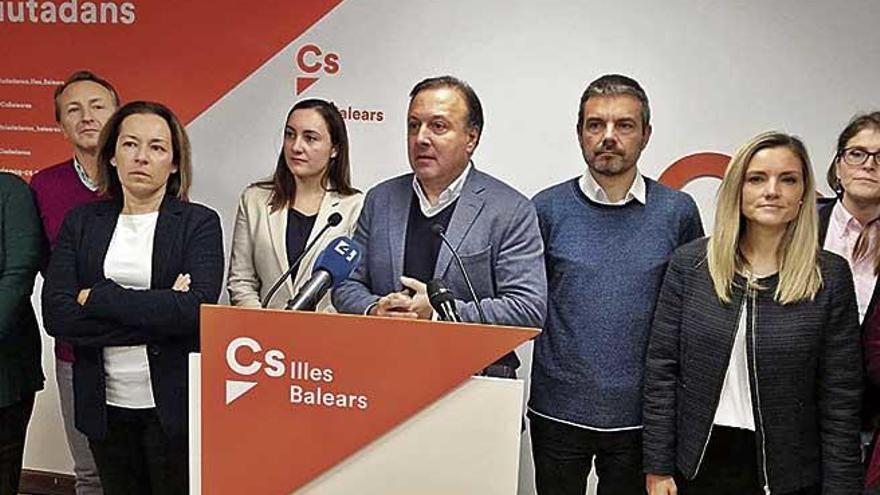 El candidato de Ciudadanos al Congreso en Balears, Joan Mesquida, ayer en la sede en Palma.
