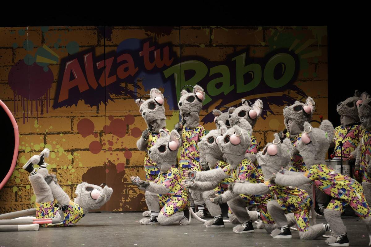 El primer pase del concurso de charangas de Gijón, en imágenes