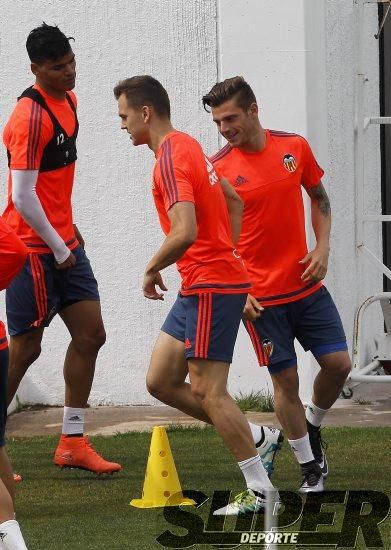 Cheryshev vuelve al grupo y apunta al Villarreal