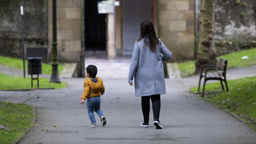 Los 79.000 asturianos de los 49 concejos menos poblados, sin turnos para salir