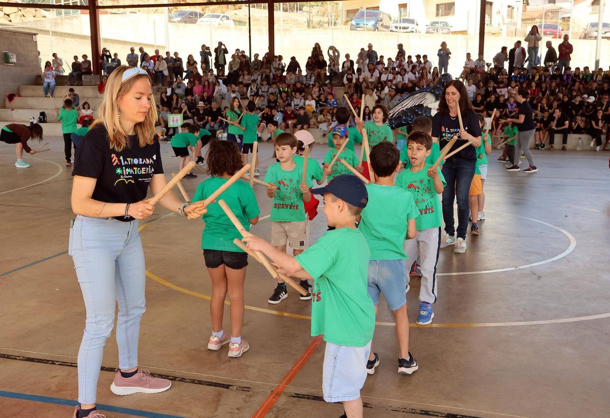 Imatges de la primera Trobada d'imatgeria escolar de l'Eix el Cardener Imatges de la primera Trobada d'imatgeria escolar de l'Eix el Cardener