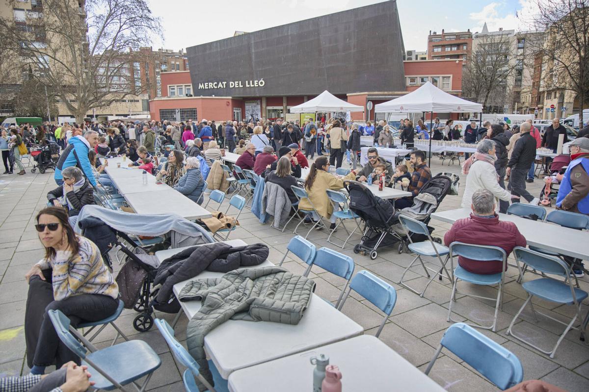 20260207 Escudellada a la plaça Salvador Espriu 20260207 Escudellada a la plaça Salvador Espriu