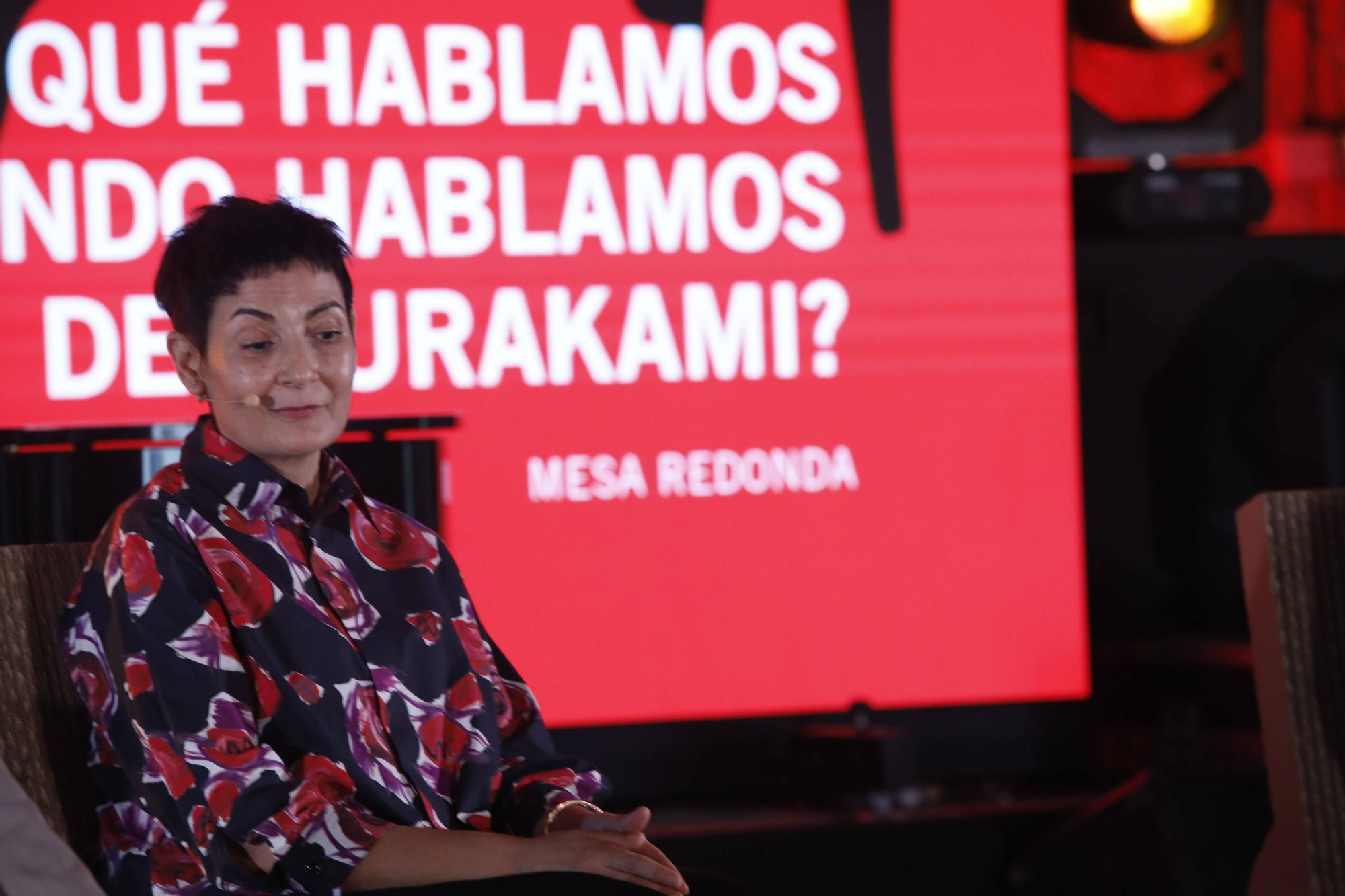 Mesa Redonda "¿De qué hablamos cuando hablamos de Murakami? Murakami en la orilla" en Edificio Tabacalera (Gijón)