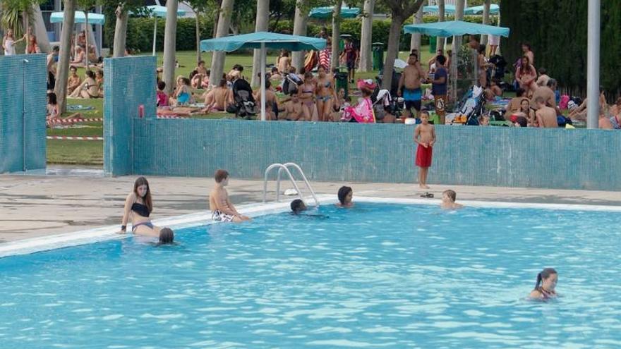 Comienza la venta de abonos para las piscinas