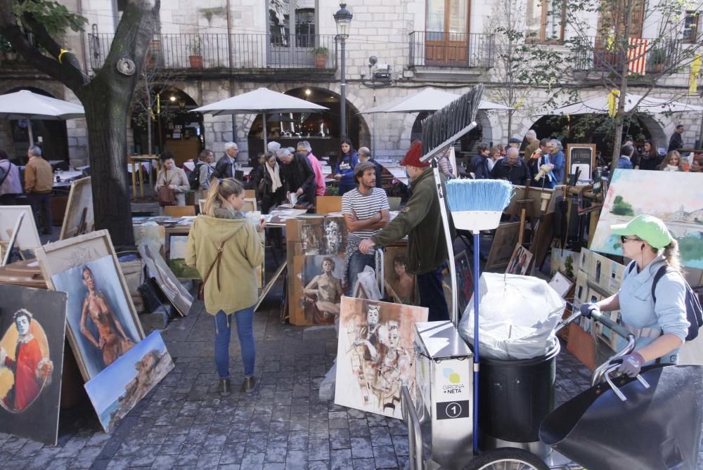 Milers de persones omplen el Barri Vell de Girona per Tots Sants - Fires de Girona 2018