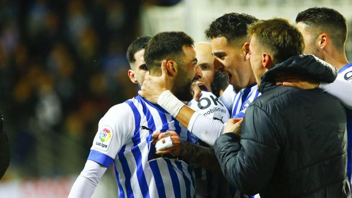 Resumen, goles y highlights del Alavés 1 - 0 Burgos de la jornada 22 de LaLiga Smartbank