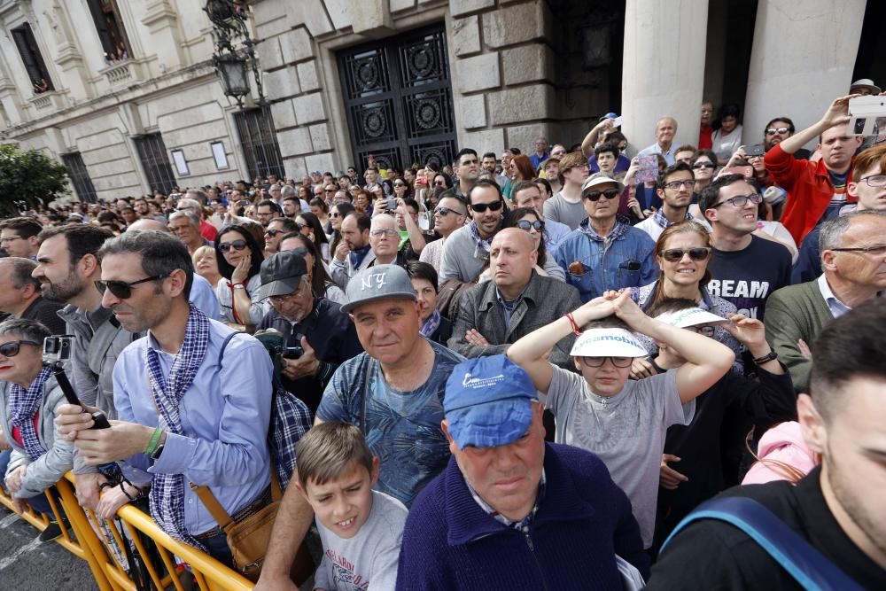 Búscate en la mascletà del 9 de marzo