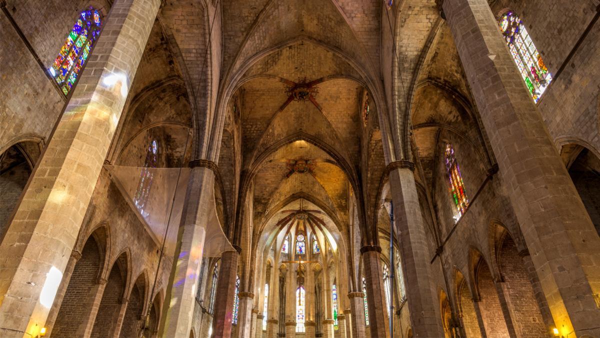 Grans històries que ens conviden a viatjar per Catalunya Grans històries que ens conviden a viatjar per Catalunya