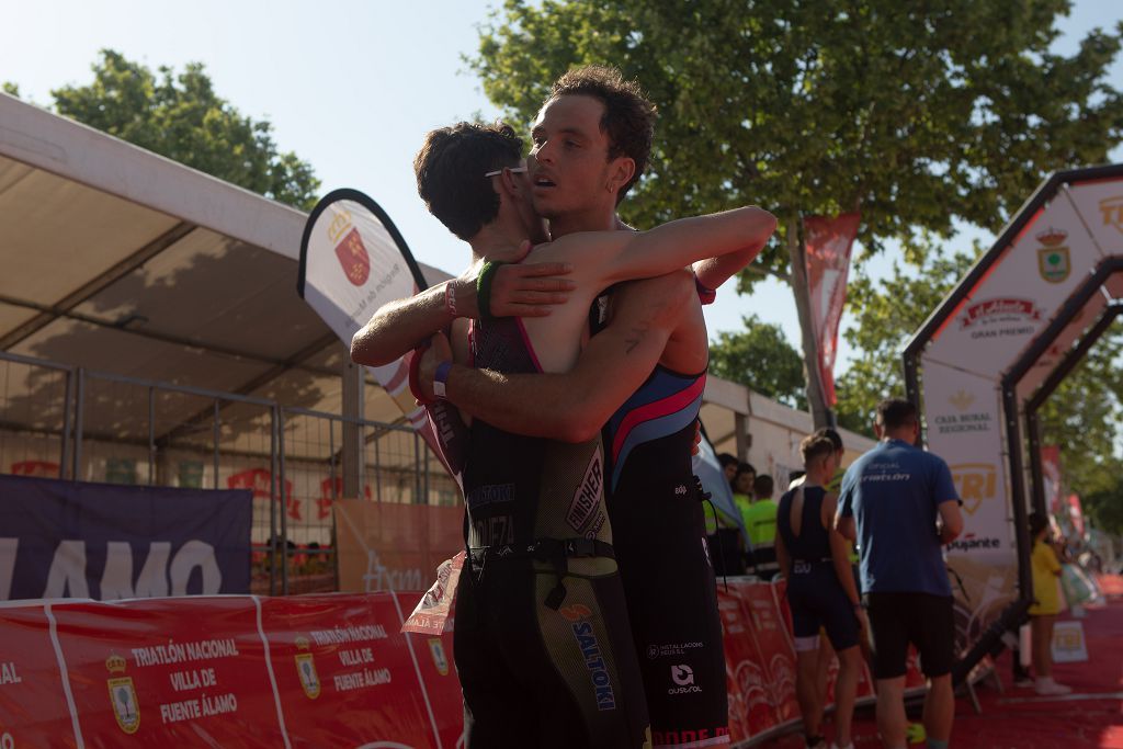 Las mejores imágenes del triatlón de Fuente Alamo 2025