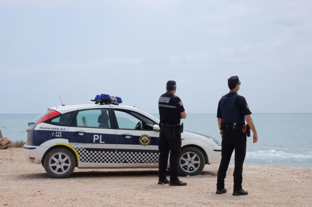 Playas de Elche casi desérticas