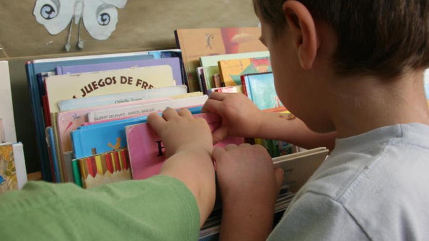 Taller de cuentos gratuito para padres e hijos en Alicante