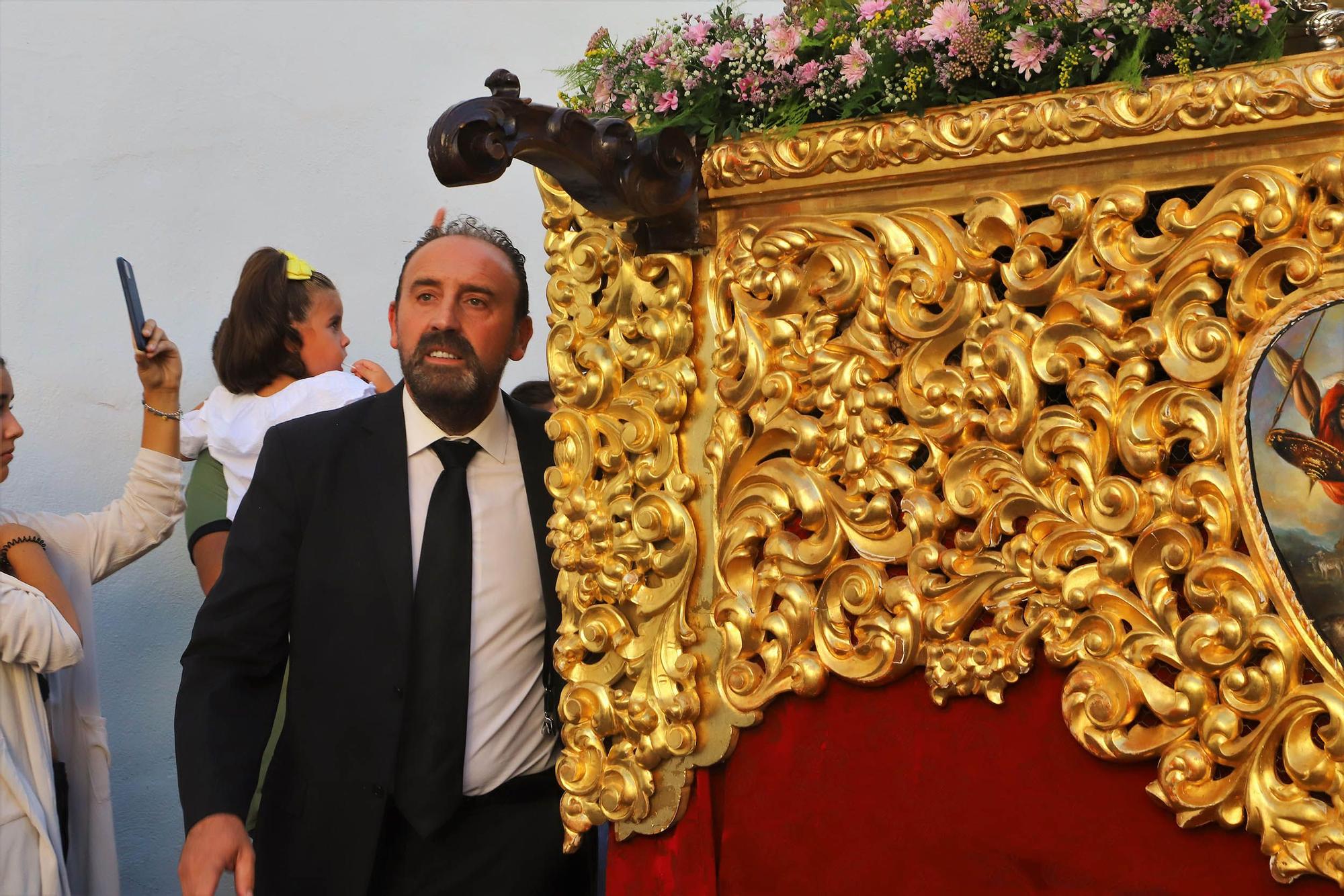 Triunfal procesión de la Pastora de Capuchinos