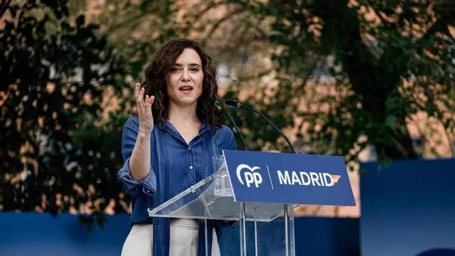 Ayuso jura que el dinero de los madrileños no se toca y que quien "lo toque lo va a pagar"